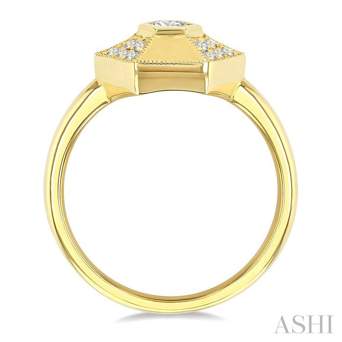 Hexagon Shape Diamond Fashion Ring