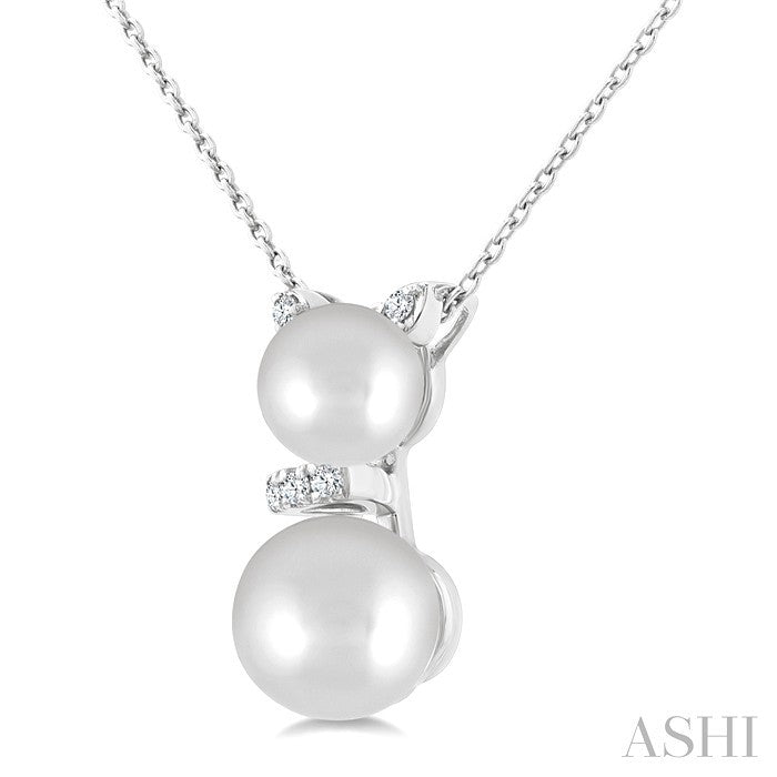 Cat Pearl & Petite Diamond Fashion Pendant