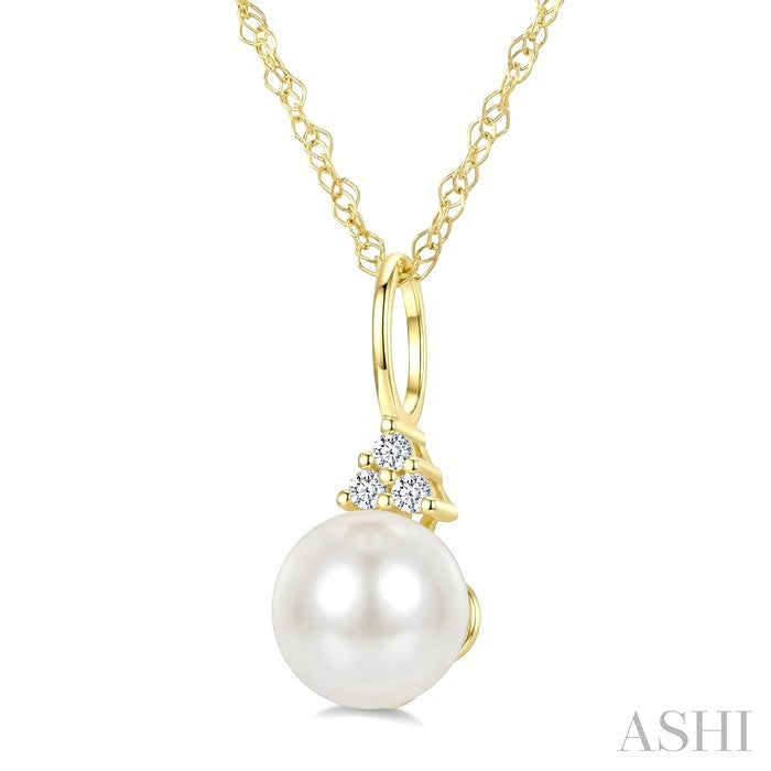 Pearl & Diamond Fashion Pendant