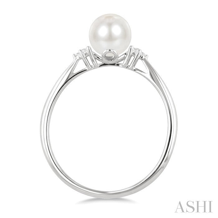 Pearl & Diamond Fashion Ring