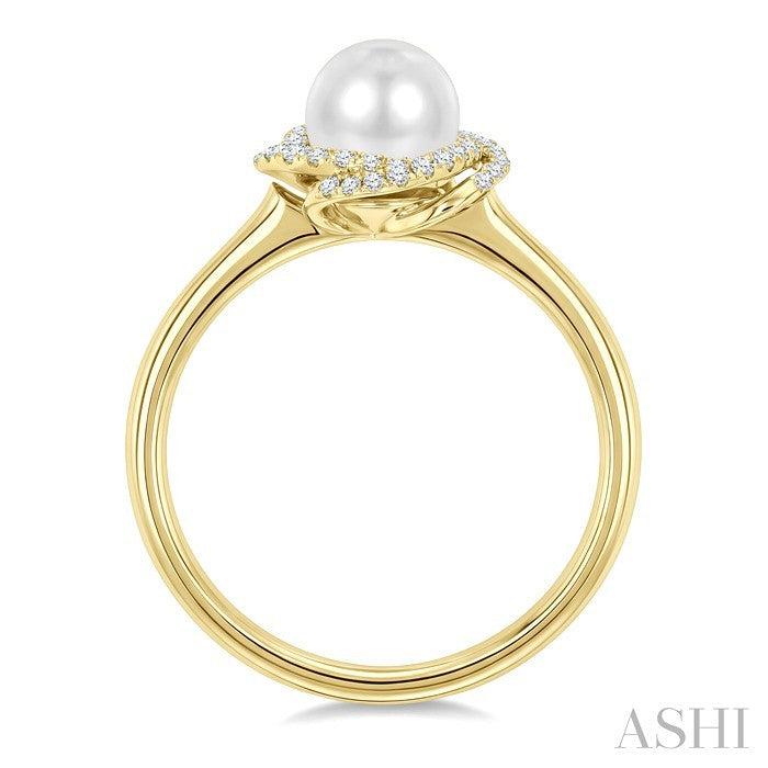 Pearl & Petite Diamond Fashion Ring