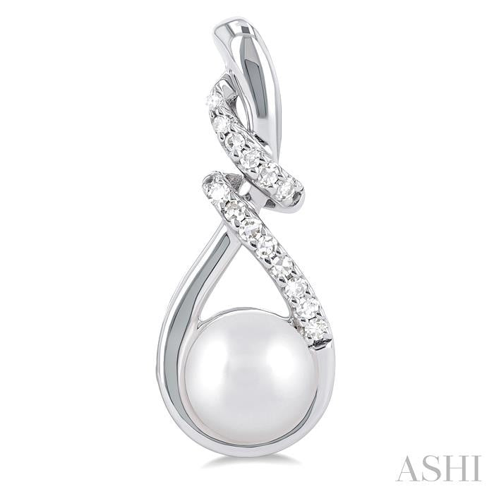 Pearl & Diamond Fashion Earrings