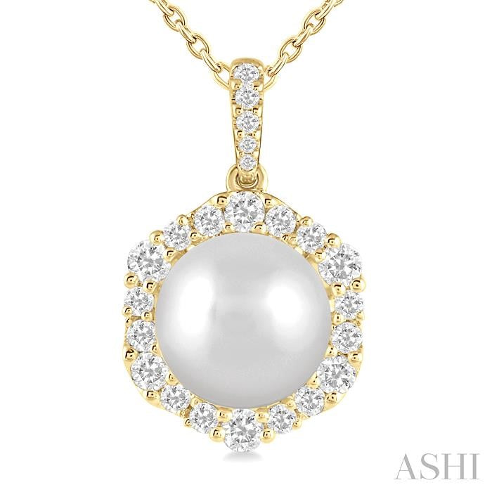 Pearl & Halo Diamond Fashion Pendant