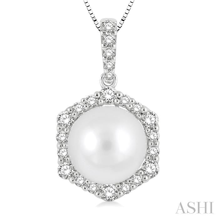 Pearl & Halo Diamond Fashion Pendant