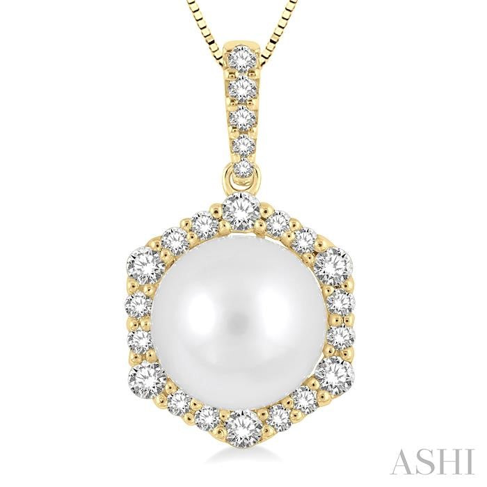 Pearl & Halo Diamond Fashion Pendant