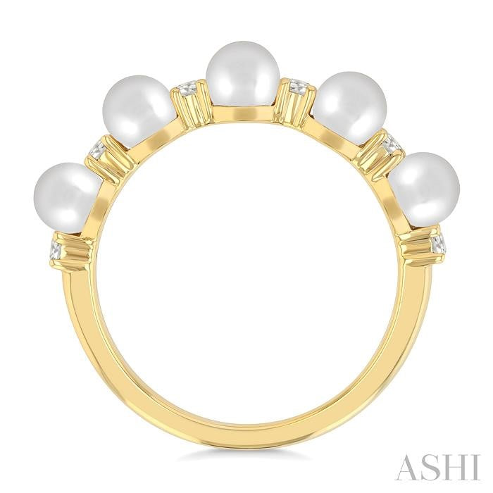 Pearl & Diamond Fashion Ring
