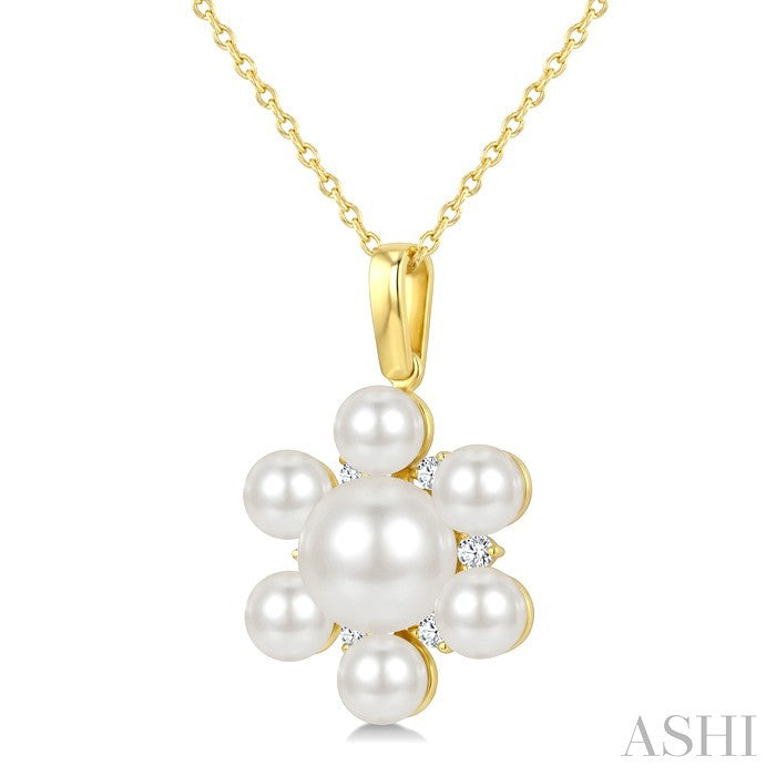 Floral Pearl & Diamond Fashion Pendant