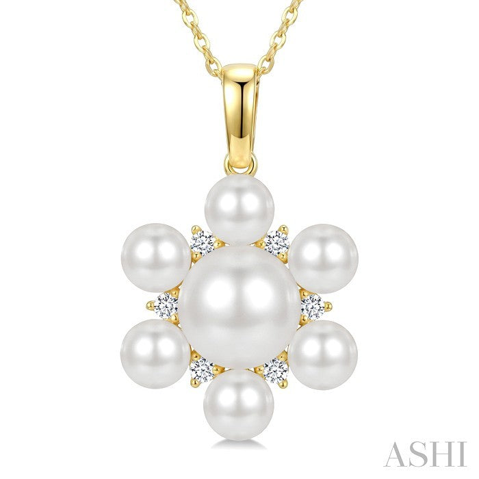 Floral Pearl & Diamond Fashion Pendant