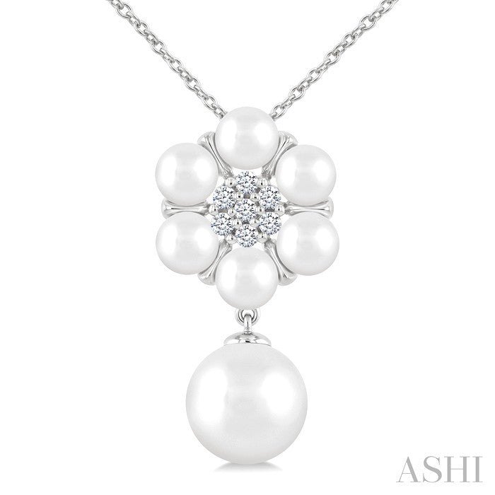 Floral Pearl & Diamond Fashion Pendant