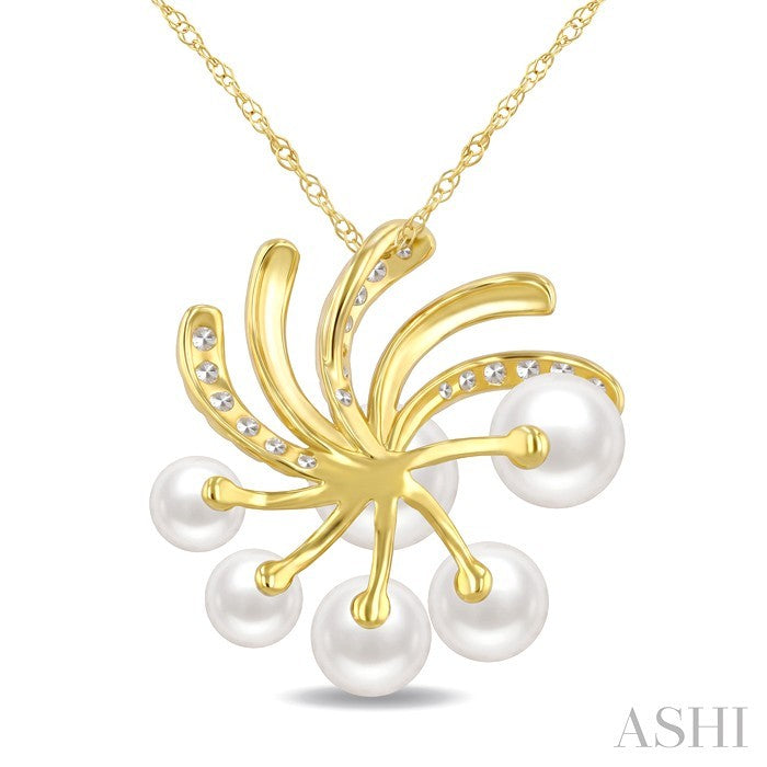 Blossom Pearl & Diamond Fashion Pendant