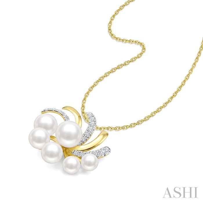 Blossom Pearl & Diamond Fashion Pendant