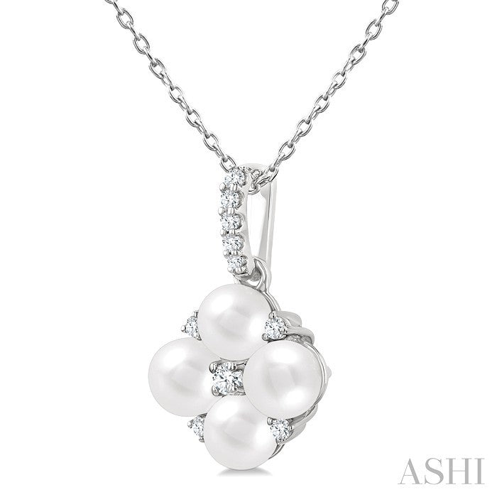 Pearl & Diamond Fashion Pendant
