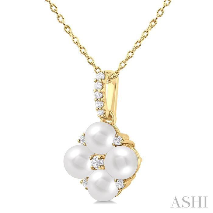 Pearl & Diamond Fashion Pendant