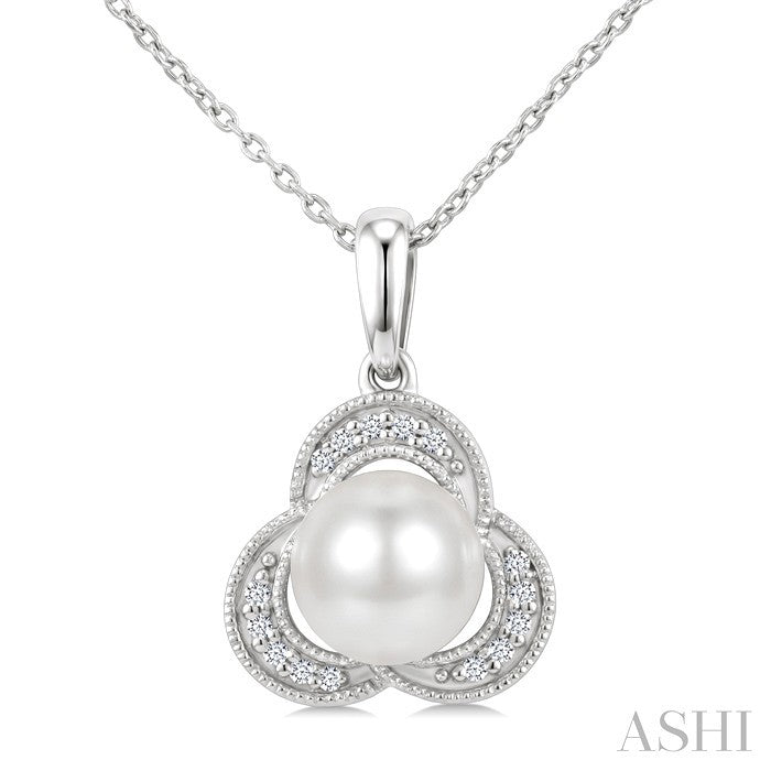 Pearl & Diamond Fashion Pendant
