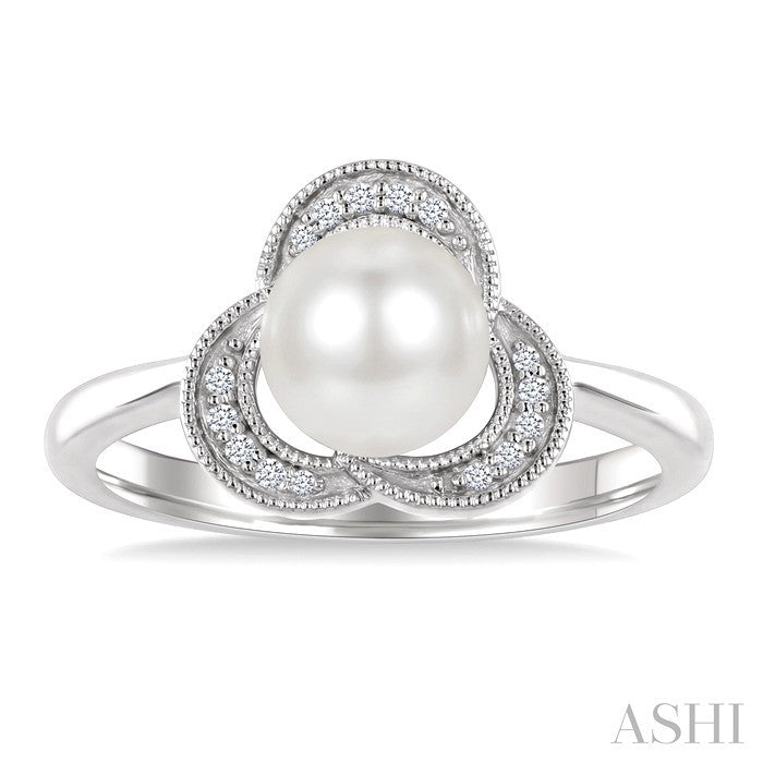 Pearl & Diamond Fashion Ring