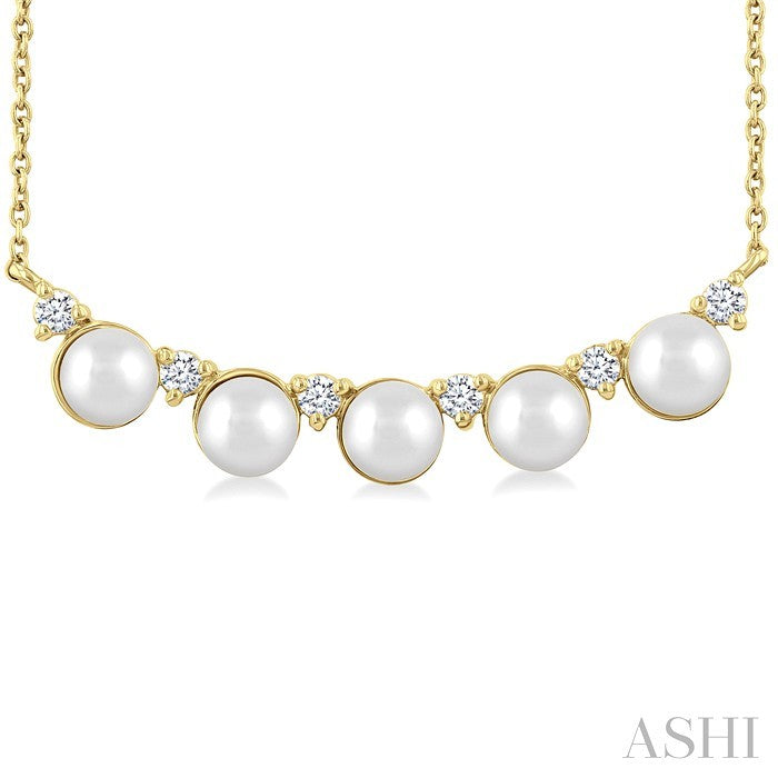 Pearl & Diamond Smile Necklace