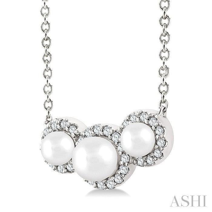 Round Shape Past Present & Future Pearl & Halo Diamond Pendant