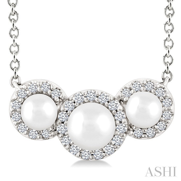 Round Shape Past Present & Future Pearl & Halo Diamond Pendant
