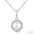 Pearl & Halo Diamond Pendant