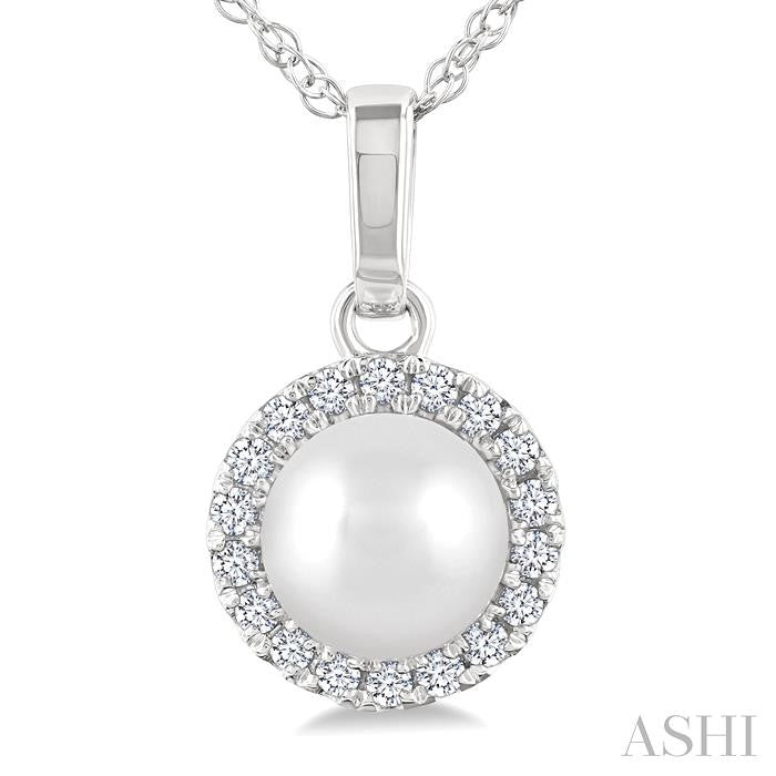 Pearl & Halo Diamond Pendant