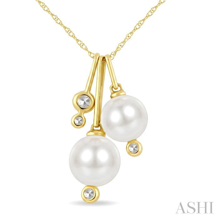 Pearl & Diamond Fashion Pendant