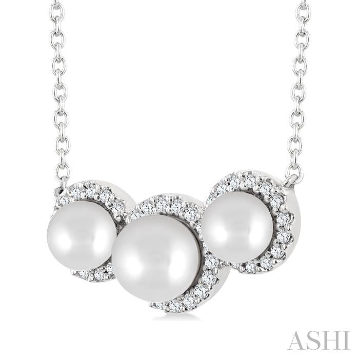 Round Shape Past Present & Future Pearl & Halo Diamond Pendant