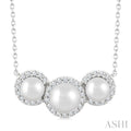 Round Shape Past Present & Future Pearl & Halo Diamond Pendant