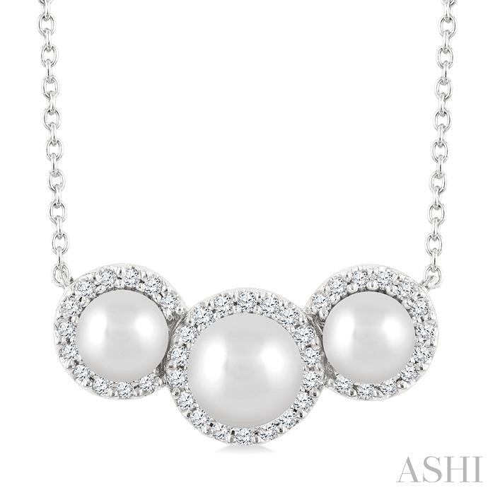 Round Shape Past Present & Future Pearl & Halo Diamond Pendant