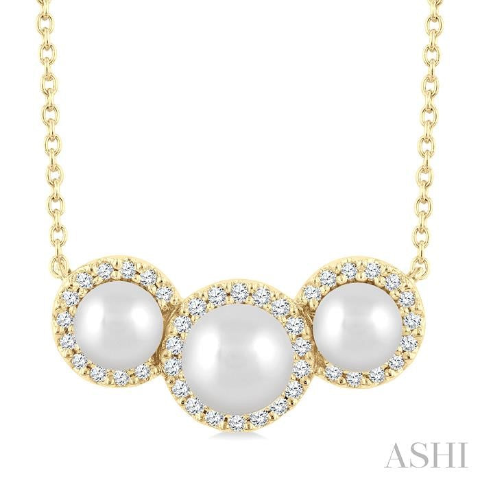 Round Shape Past Present & Future Pearl & Halo Diamond Pendant