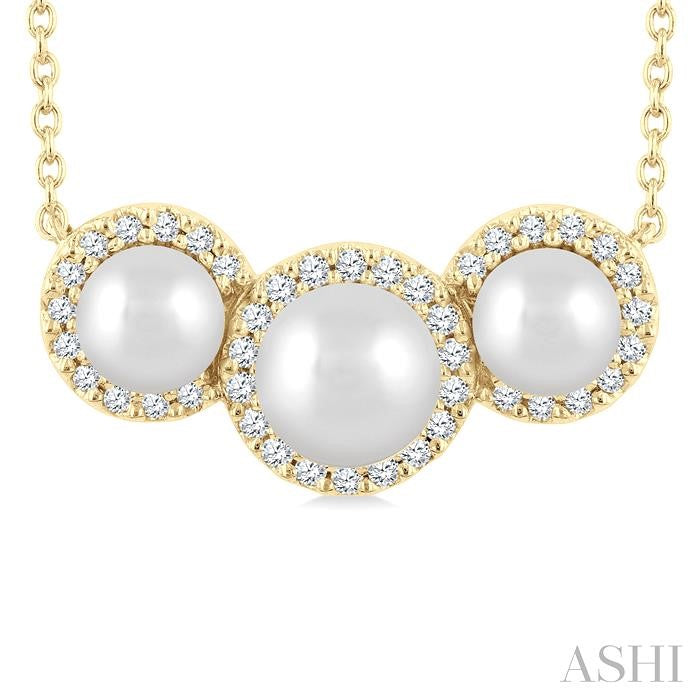 Round Shape Past Present & Future Pearl & Halo Diamond Pendant