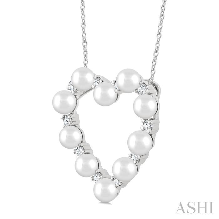 Heart Shape Pearl & Diamond Pendant
