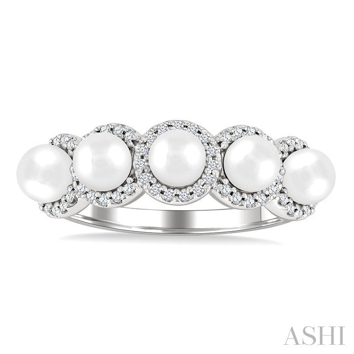 Pearl & Halo Diamond Ring