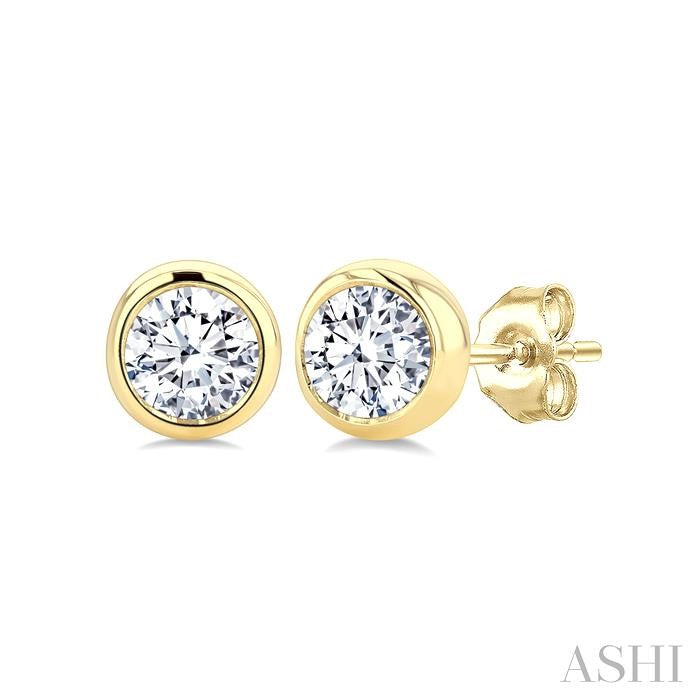 Round Shape Bezel Set Diamond Stud Earrings
