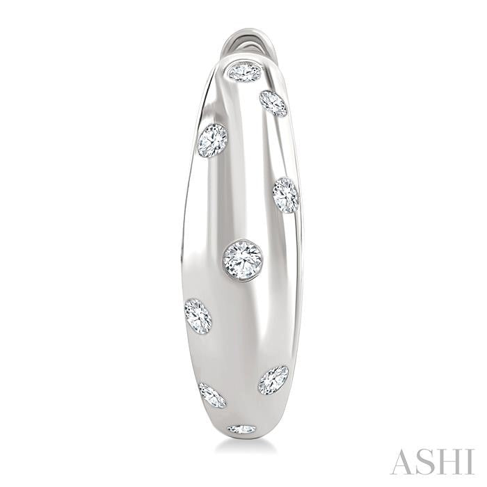 Mosaic Diamond Fashion Huggie Earrings