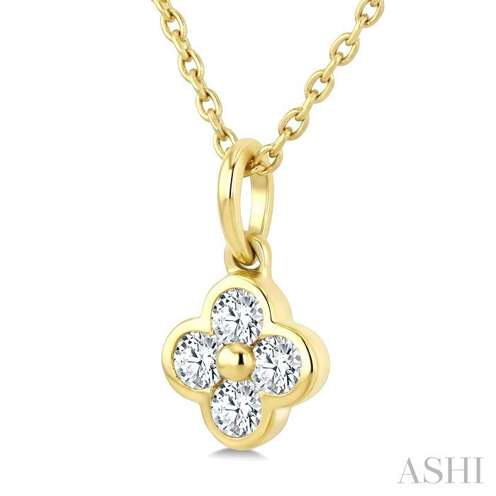 Clover Bezel Petite Diamond Fashion Pendant