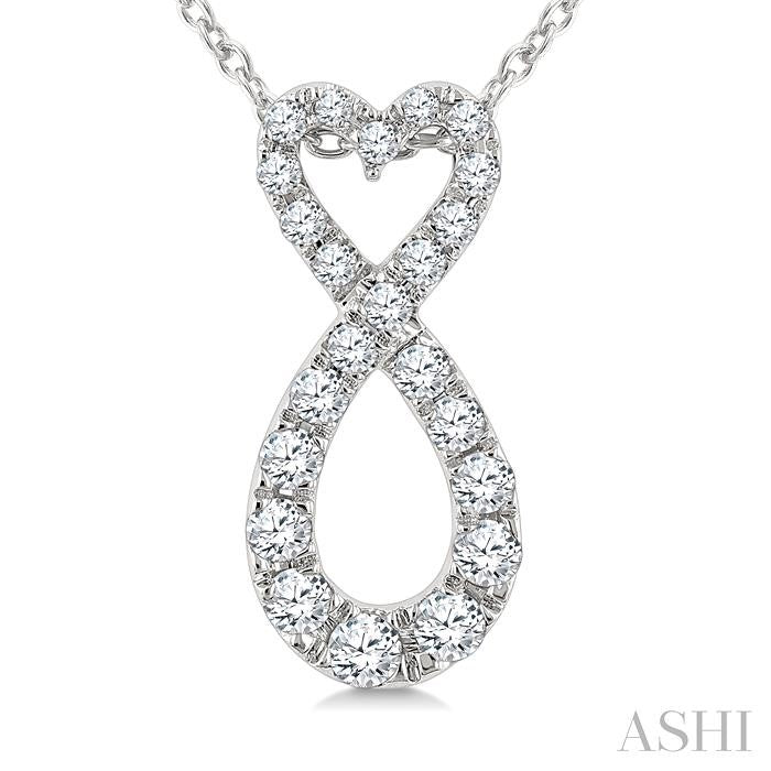 Heart Shape Infinity Diamond Fashion Pendant