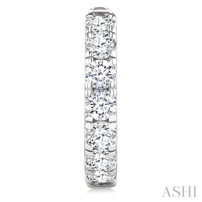 Round Shape Diamond Hoop Earrings