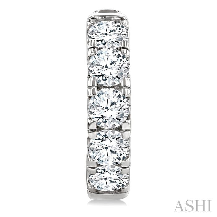 Round Shape Diamond Hoop Earrings