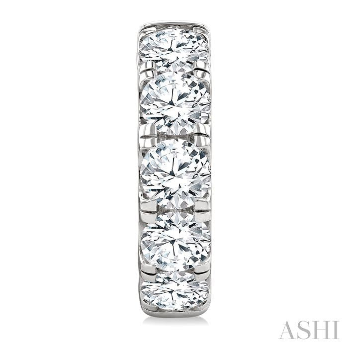 Round Shape Diamond Hoop Earrings