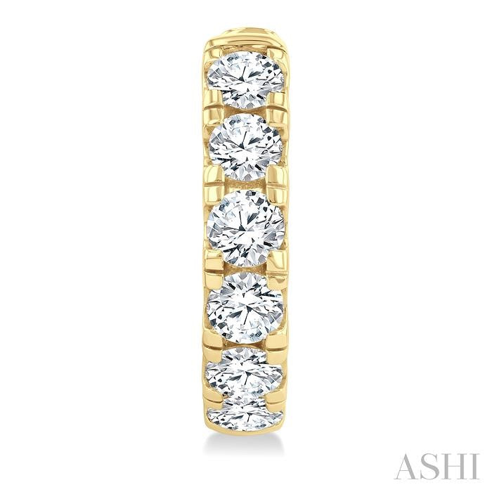 Round Shape Diamond Hoop Earrings