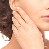 3/4 Ctw 7 Stone Round Cut Diamond Wedding Band in 14K White Gold