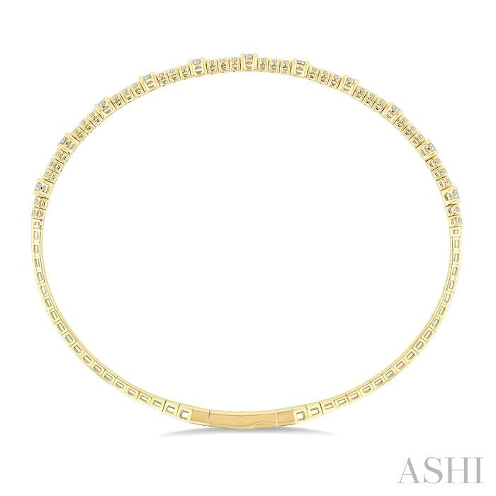 Halfway Diamond Prong-Set Flex Bangle
