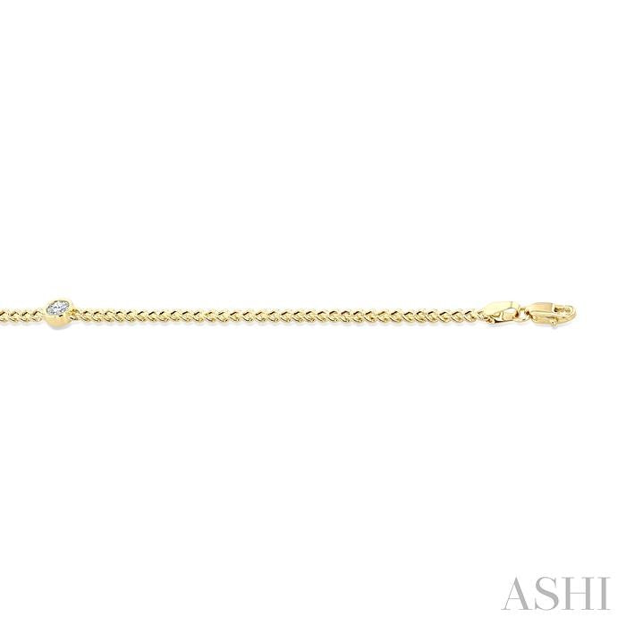 Round Shape Curb Diamond Fashion Bracelet