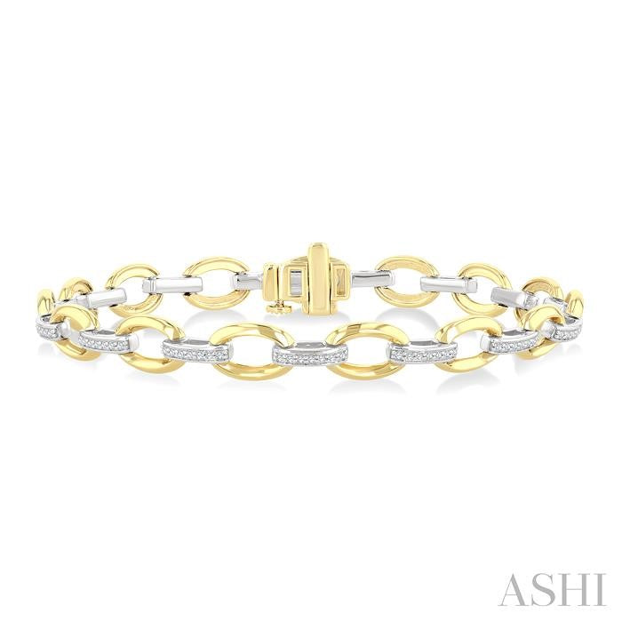 Bold Oval Shape Link Diamond Fashion Bracelet