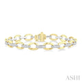 Bold Oval Shape Link Diamond Fashion Bracelet