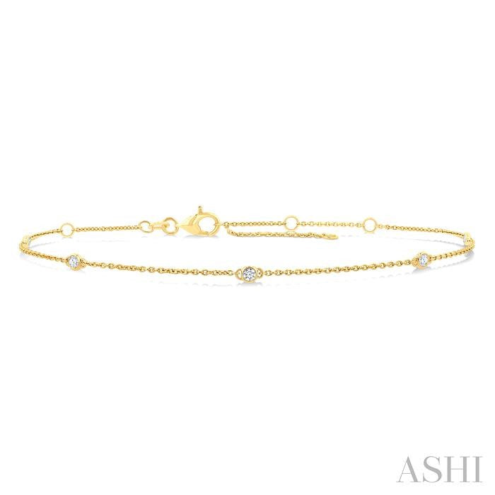 Round Shape Diamond Station Chain Bracelet