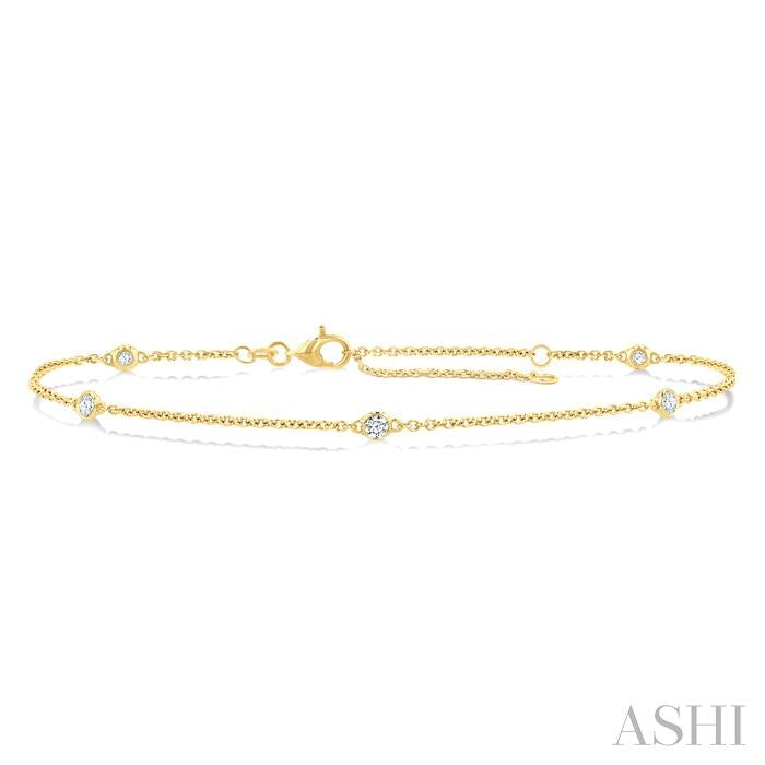 Round Shape Diamond Station Chain Bracelet