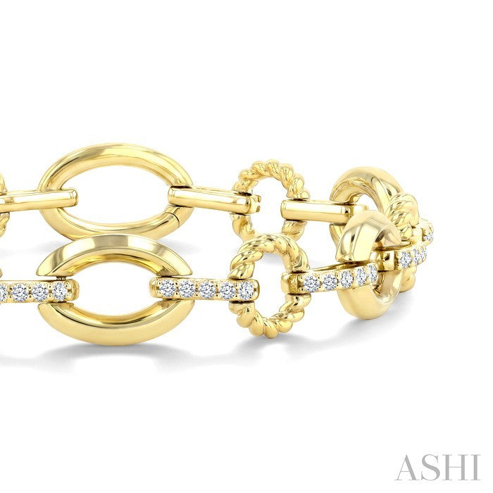 Aeris Gold Oval Link Diamond Fashion Bracelet