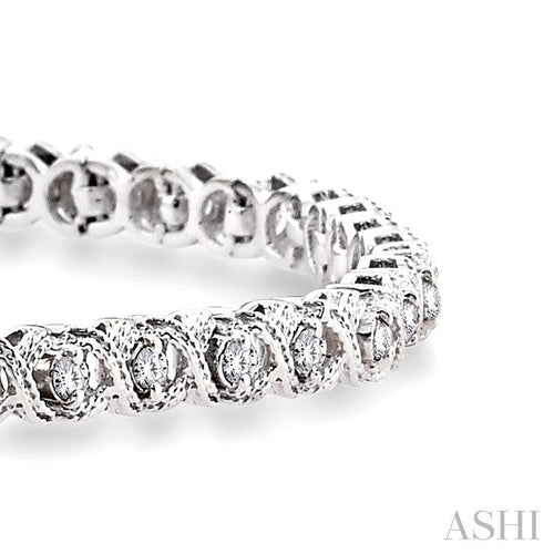 'X' Shape Diamond Bracelet