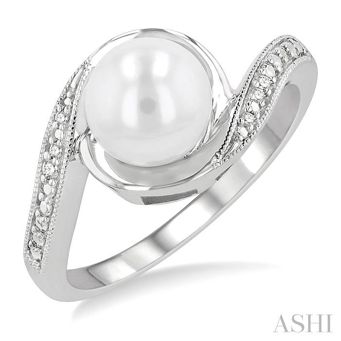 Silver Pearl Diamond Ring